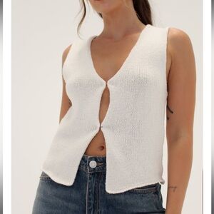 Rumored Prince Street Top in White Size Small
